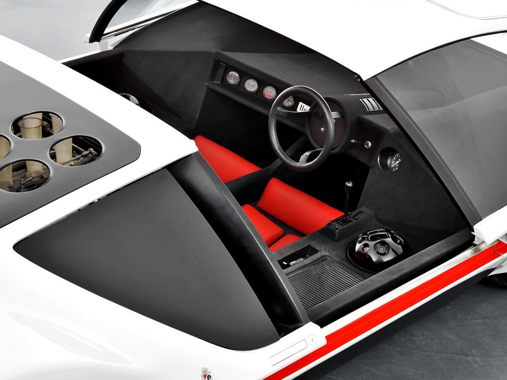 Ferrari 512S Modulo interior