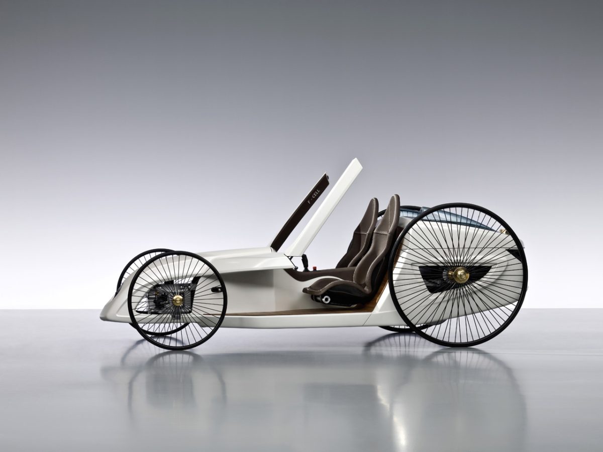 Mercedes Benz F Cell Roadster